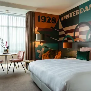 Apollo Amsterdam, A Tribute Portfolio מלון